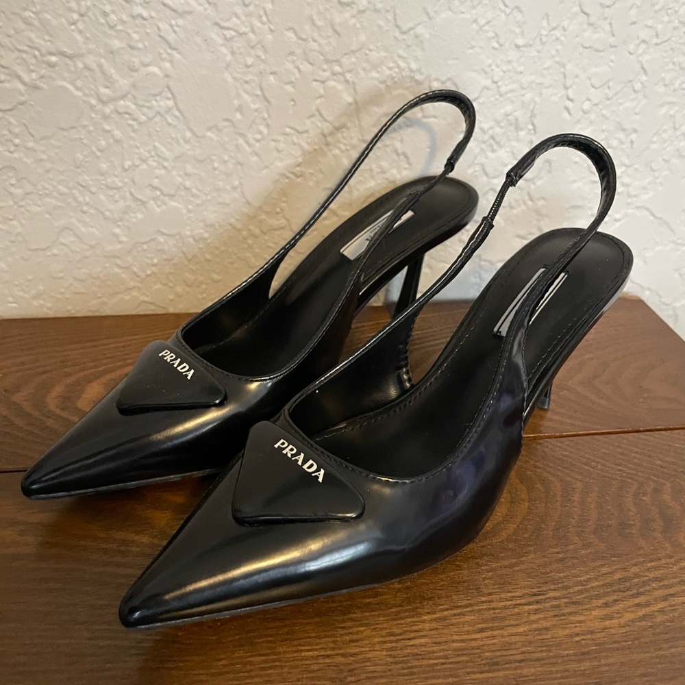 Prada Elegant Black Slingback Heels